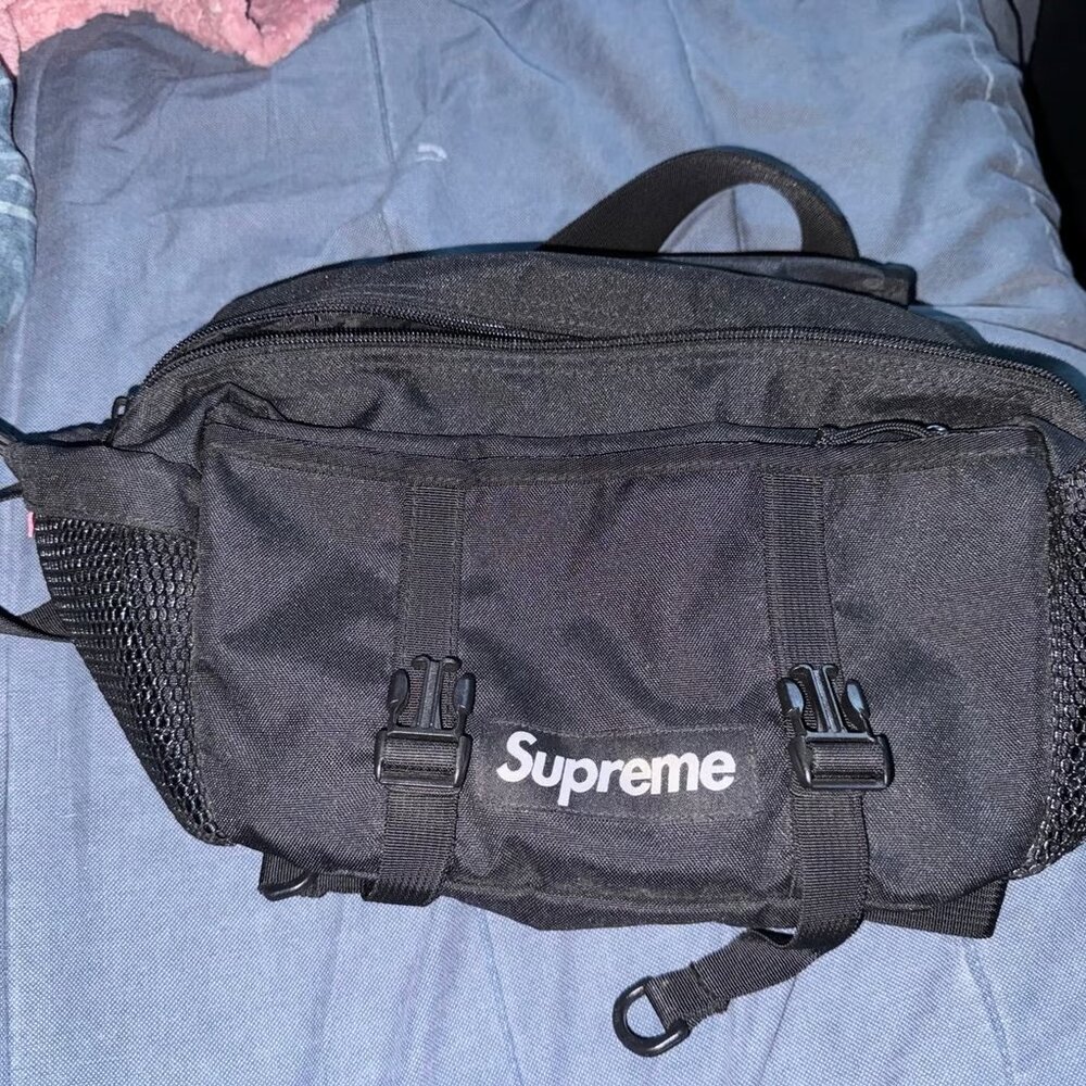 Supreme Waist Bag - Picture 3 of 5
